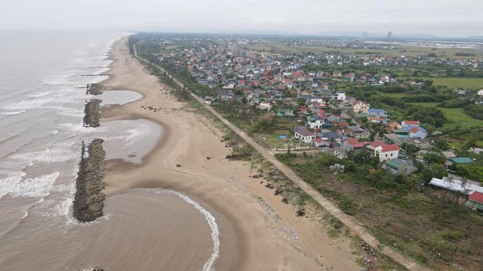 Tuyến đê Hội Thống ở xã Đan Hải.