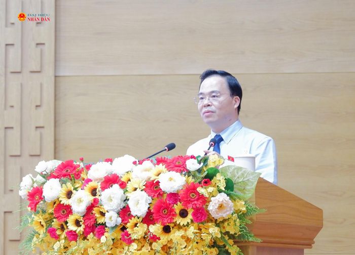 Phó Chủ nhiệm Ủy ban Khoa học, Công nghệ và Môi trường Trần Văn Khải - Chủ biên Bộ học liệu, báo cáo chuyên đề: Khoa học công nghệ, đổi mới sáng tạo và chuyển đổi số - Bài toán đặt ra và định hướng các nội dung triển khai trên địa bàn TP. Đồng Nai