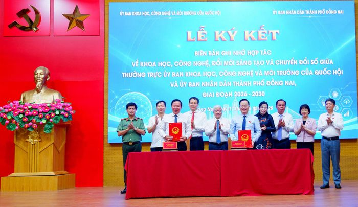 Thường trực Ủy ban Khoa học, Công nghệ và Môi trường và TP. Đồng Nai ký Biên bản ghi nhớ hợp tác về khoa học, công nghệ, đổi mới sáng tạo và chuyển đổi số