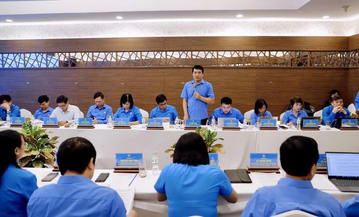 Các đại biểu tham dự phát biểu ý kiến. Ảnh: Tổng Liên đoàn lao động Việt Nam