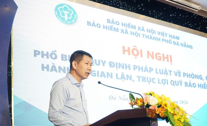 Giám đốc BHXH thành phố Đà Nẵng Nguyễn Trí Đại phát biểu tại hội nghị. Ảnh: Gia Phong