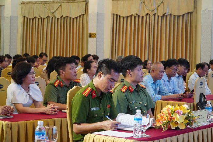 Các đại biểu tham dự hội nghị. Ảnh: Gia Phong