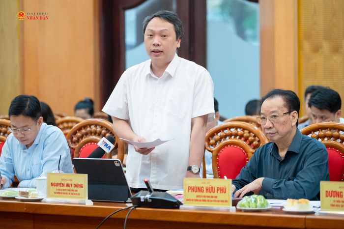 Thứ trưởng Bộ Văn hóa, Thể thao và Du lịch Nguyễn Huy Dũng phát biểu. Ảnh: Phạm Thắng