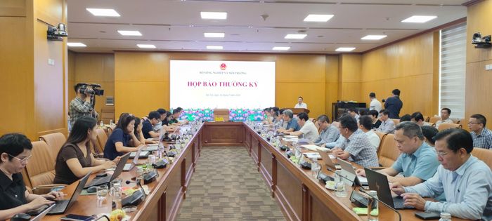 Họp báo thường kỳ của Bộ Nông nghiệp và Môi trường