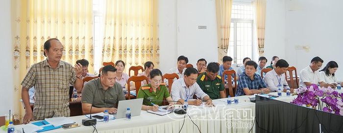  Phó Bí thư Đảng uỷ, Chủ tịch UBND xã U Minh Trần Minh Nhân kiến nghị các giải pháp tháo gỡ khó khăn, trong đó đề xuất đầu tư hạ tầng giao thông.