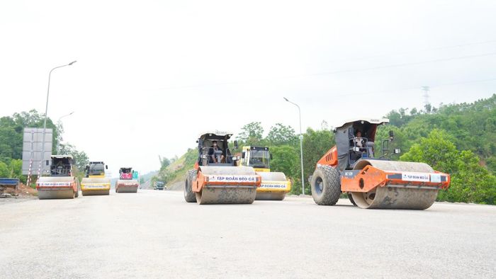 Việc tham gia bảo hiểm công trình là một giải pháp để phòng ngừa và xử lý hiệu quả các rủi ro. Ảnh: N.Lộc