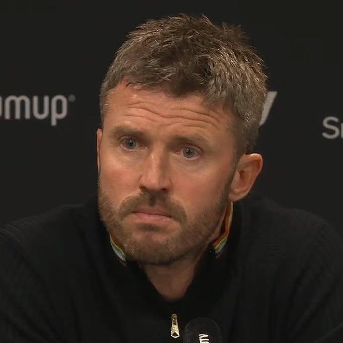 Carrick không giấu được sự thất vọng sau trận thua của Manchester United