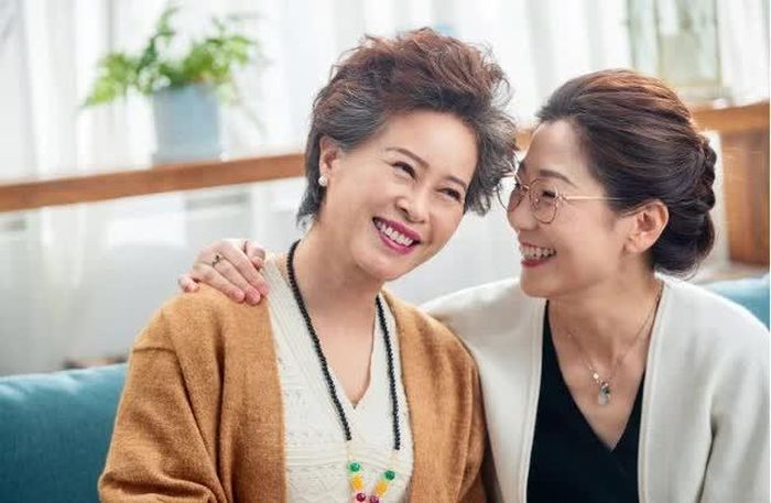Có nhiều cách từ chối chia sẻ thu nhập mà vẫn giữ phép lịch sự. Ảnh minh họa