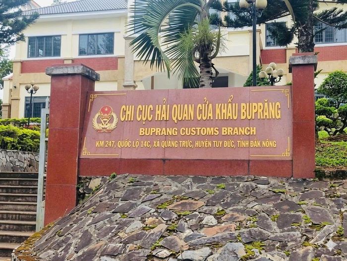 Đơn vị Hải quan cửa khẩu Bu Prăng tại xã Quảng Trực, Đắk Nông cũ nay là xã Quảng Trực, tỉnh Lâm Đồng