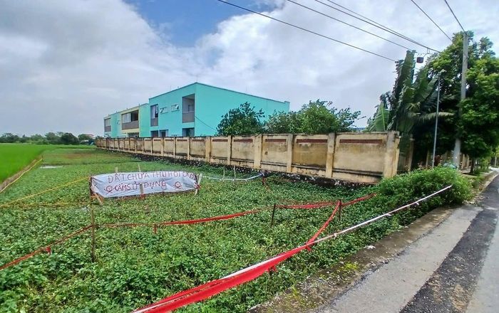 Một số dự án sử dụng vốn đầu tư công trên địa bàn xã Thượng Phúc gặp vướng mắt trong giải phóng mặt bằng, từ đó, ảnh hưởng đến tiến độ giải ngân. Ảnh: PV.