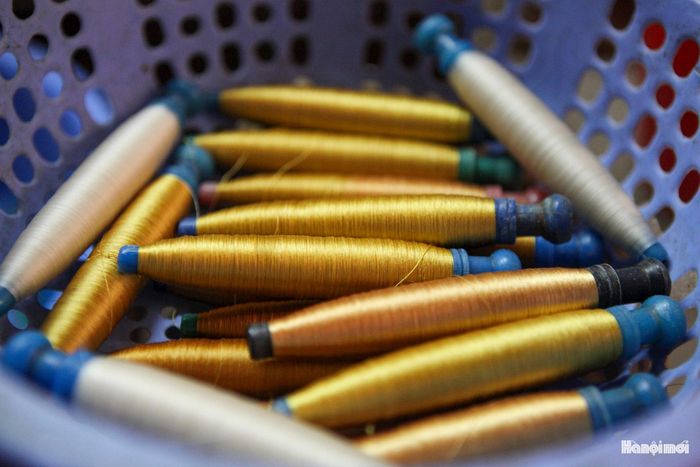 Trải qua hàng trăm năm, lụa Vạn Phúc không chỉ là sản phẩm thủ công mà còn trở thành biểu tượng văn hóa với hàng chục dòng lụa, gấm cùng những hoa văn mang đậm bản sắc dân tộc.