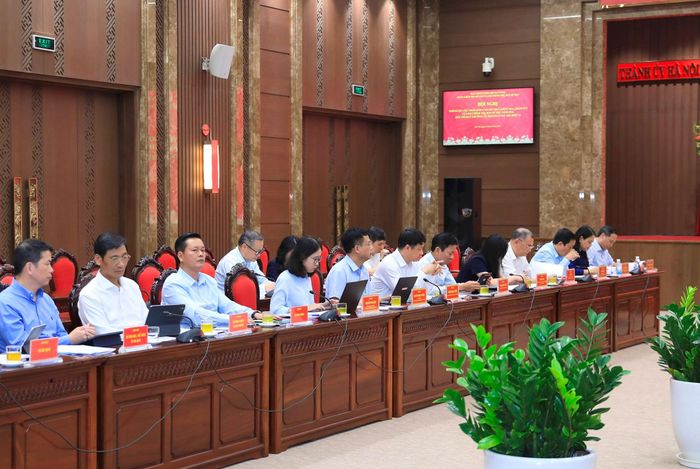 Các đại biểu dự hội nghị. Ảnh Quang Thái