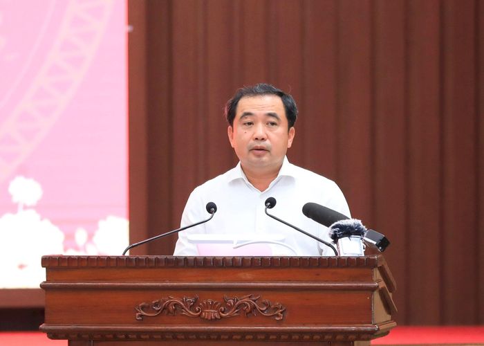 Bí thư Thành ủy Hà Nội Trần Đức Thắng phát biểu tại hội nghị. Ảnh Quang Thái
