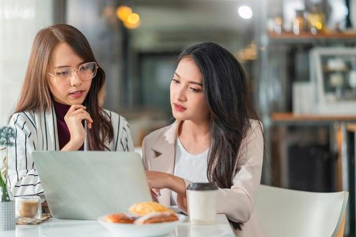 Khi nhìn thấy người khác gặp khó khăn, Song Ngư thường muốn hỗ trợ bằng khả năng của mình mà không quá đặt nặng chuyện được đáp lại. Ảnh minh họa