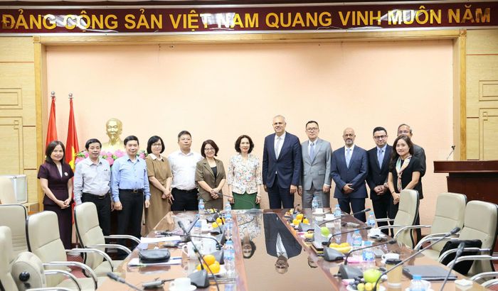 Các đại biểu tham dự buổi tiếp, làm việc. Ảnh: Trần Minh