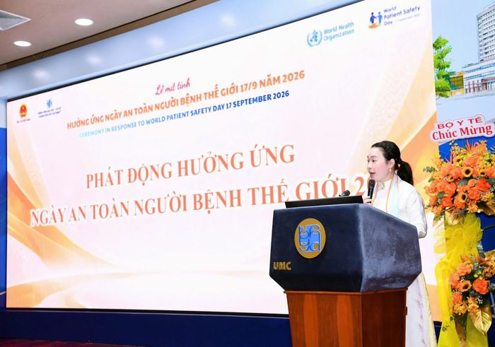 TS. Nguyễn Thị Hải Liên - Phó Trưởng phòng phụ trách Phòng Quản lý chất lượng bệnh viện, Bệnh viện Đại học Y Dược TP.HCM điều hành phát động. Ảnh: LH