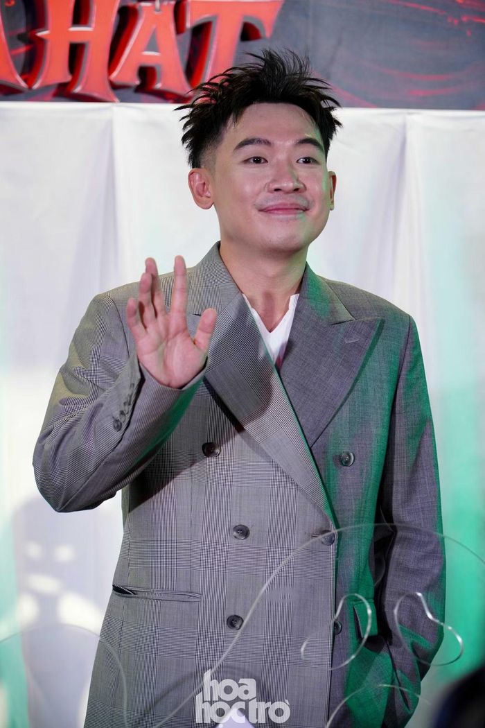 Phở Đặc Biệt.