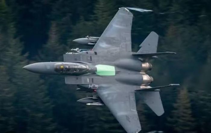 Arab Saudi đã tiếp nhận hơn 220 tiêm kích F-15 kể từ đầu những năm 1980 và hiện vận hành các biến thể F-15C/D, F-15S và F-15SA.