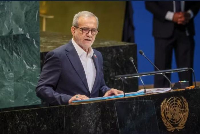 Tổng thống Iran Masoud Pezeshkian tại Đại hội đồng Liên hợp quốc ở thành phố New York vào tháng 9-2025