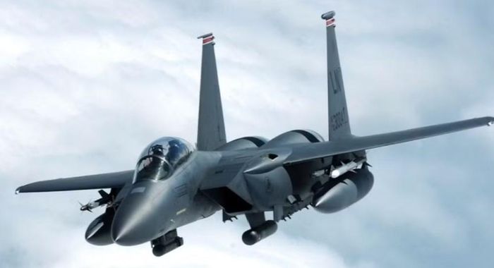 Khác với radar chủ động, cảm biến thụ động không phát sóng vô tuyến nên không tạo ra cảnh báo chiếu xạ cho máy bay mục tiêu.