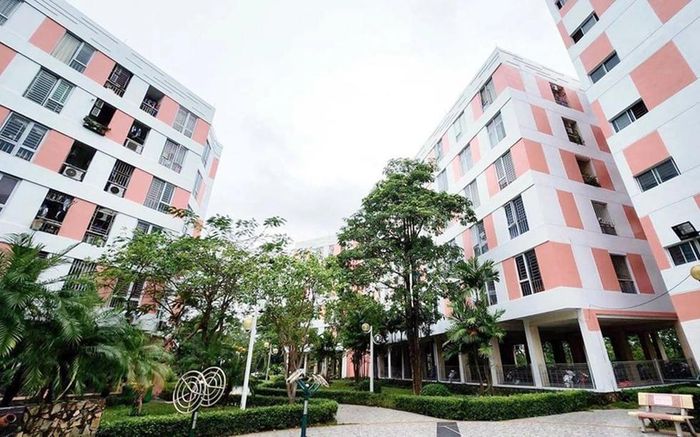 Hiện trên thị trường phân khúc nhà ở với giá 20 triệu đồng đến 40 triệu đồng/m2 được xem là phân khúc nhà vừa túi tiền, phù hợp với số đông tại các đô thị lớn. Ảnh: HL