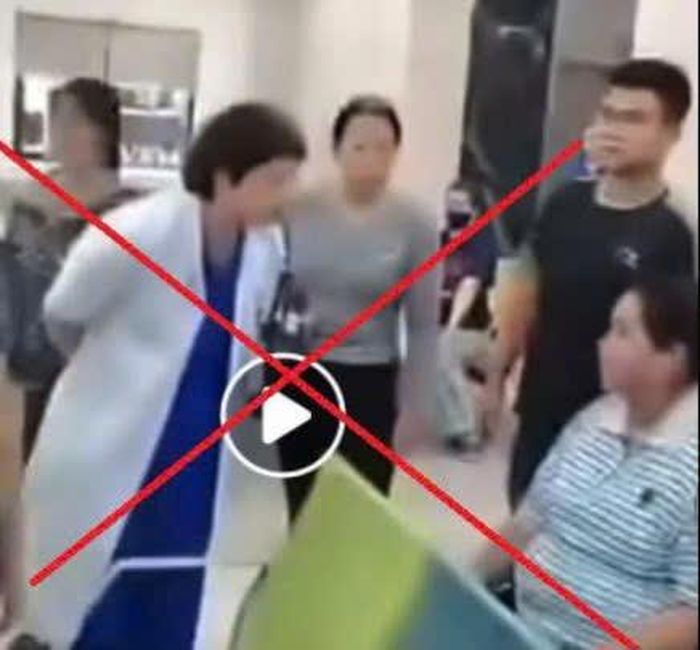 Hình ảnh N. A. và gia đình đến Bệnh viện Hữu nghị Lạc Việt. Ảnh: Cắt từ clip.