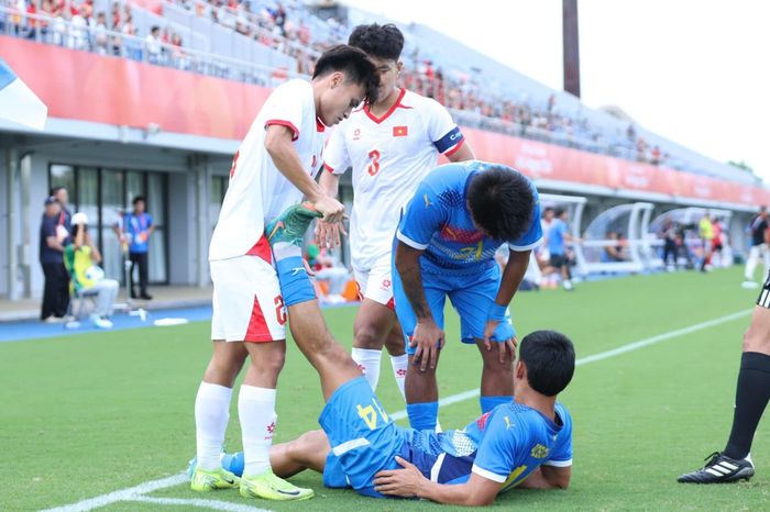 Thanh Nhàn giúp U23 Việt Nam cởi bỏ áp lực. Ảnh: Mai Hưng.