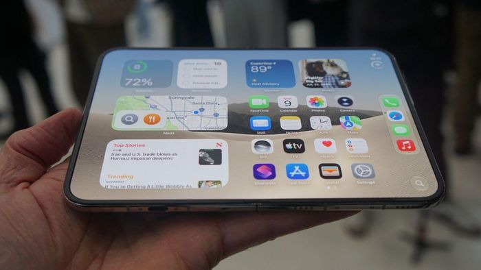 Hinh ảnh chi tiết về iPhone Duo. Ảnh: TechRadar.