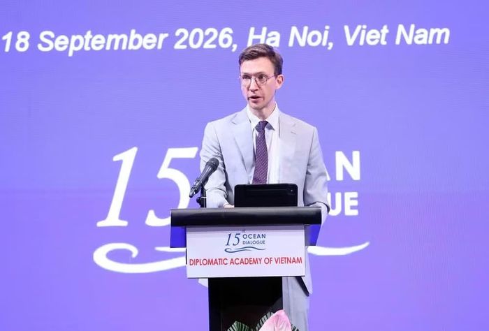  Trưởng Đại diện Quỹ Konrad-Adenauer-Stiftung (KAS) tại Việt Nam Lewe Paul phát biểu. Ảnh: An Đăng/TTXVN. 