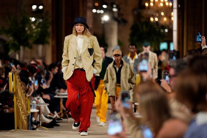 New York Fashion Week Xuân/Hè 2027 chứng kiến nhiều xu hướng thời trang đáng chú ý. Ảnh: The Times.