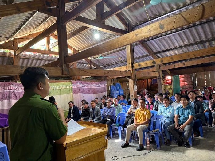 Công an tỉnh Lai Châu thường xuyên tuyên truyền, cảnh báo người dân nâng cao cảnh giác trước các thủ đoạn xuất, nhập cảnh trái phép. Ảnh: Công an tỉnh Lai Châu
