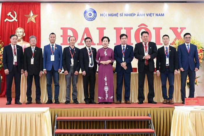 Ban Chấp hành Hội Nghệ sĩ Nhiếp ảnh Việt Nam khóa X