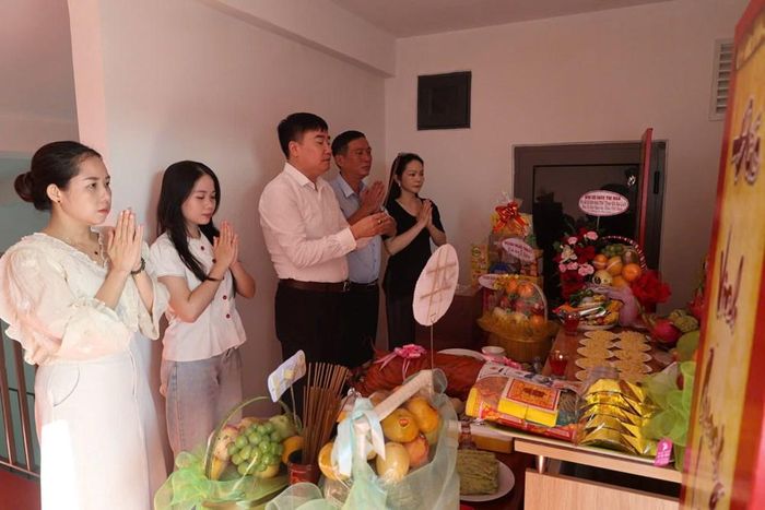 Nghi thức dâng hương Tổ nghiệp sân khấu được tổ chức trang trọng