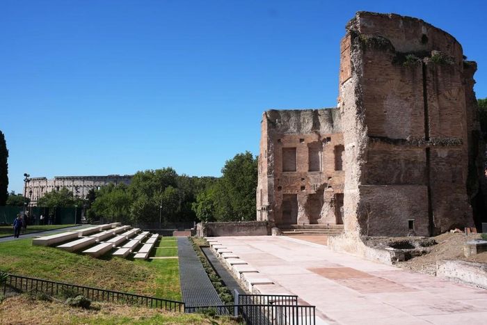 Phia Tây Nam của quần thể Trajan, ngay gần Đấu trường Colosseum. Ảnh: Internet