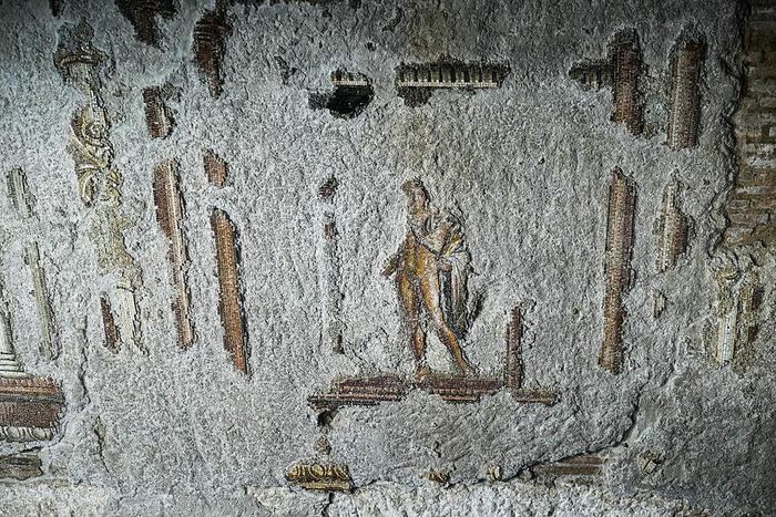 Một phần “Đại khảm” (Great Mosaic), tác phẩm khảm tường quy mô lớn có niên đại từ thế kỷ I, được phục hồi tại quần thể Trajan ở Rome. Ảnh: Getty Images