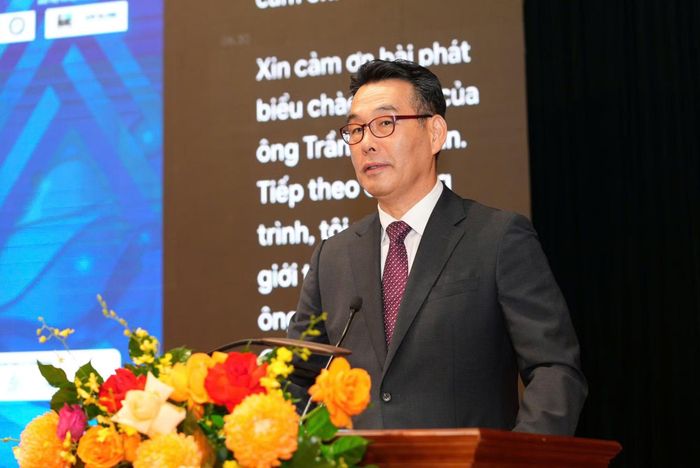 Ông Myung Soo Yoo, Phó chủ tịch Hội nước Hàn Quốc phát biểu. Ảnh: VWSA.