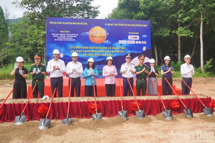 Đây là hoạt động trọng điểm trong chuỗi sự kiện “Trăng Thu Biên Cương” năm 2026, do Tổng cục Chính trị Quân đội nhân dân Việt Nam chỉ đạo, Trung tâm Phát thanh-Truyền hình Quân đội chủ trì.