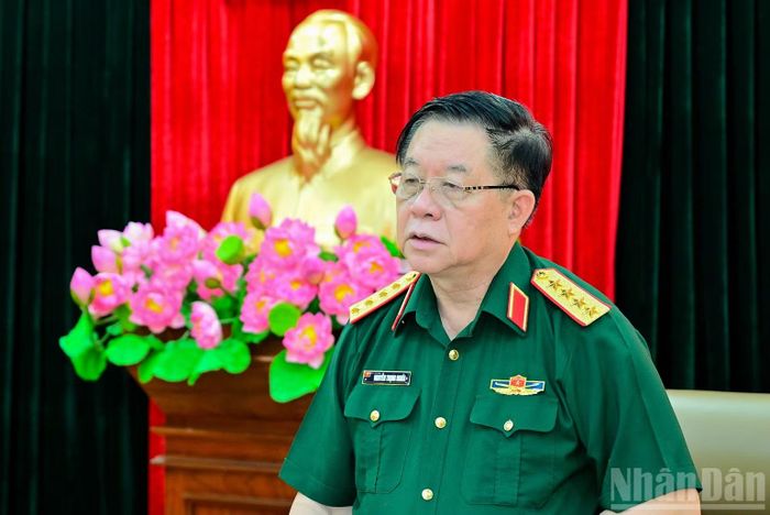 Đại tướng Nguyễn Trọng Nghĩa phát biểu tại kỳ họp.