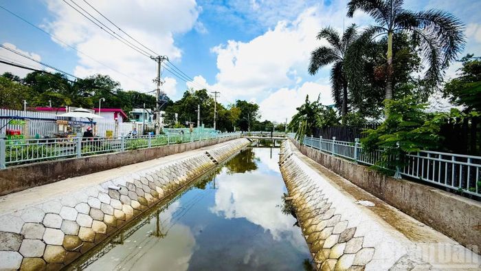 Những tuyến kênh vừa được hoàn thành trên địa bàn phường. (Ảnh: Vương Lê)