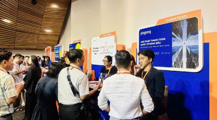 Ngành Công thương tiên phong hạ tầng số, hỗ trợ doanh nghiệp ứng dụng chứng từ điện tử và truy xuất nguồn gốc để tối ưu hóa quy trình thông quan biên mậu. (ẢNH: MAI HUYÊN-THU HẰNG)