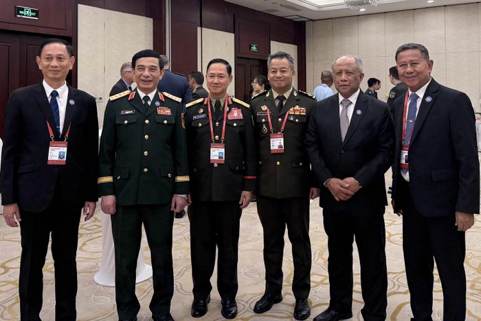 Đại tướng Phan Văn Giang cùng Bộ trưởng Bộ Quốc phòng các nước ASEAN tham dự diễn đàn. 