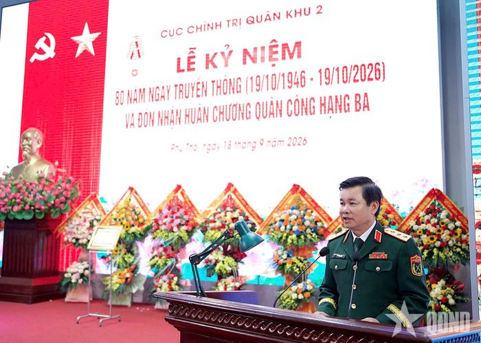  Thượng tướng Đỗ Xuân Tụng phát biểu tại buổi lễ.