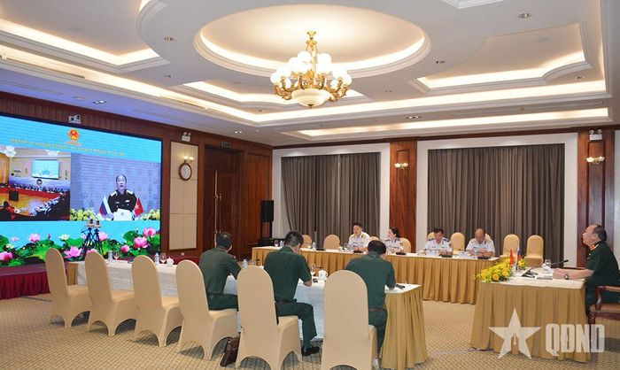 Quang cảnh tại điểm cầu Hà Nội. 