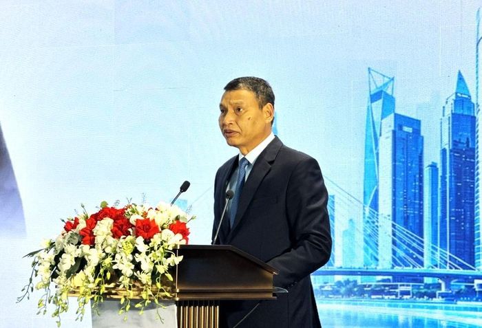 Phó Chủ tịch Thường trực UBND TP Đà Nẵng phát biểu khai mạc Diễn đàn.