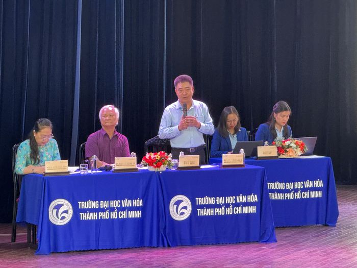  Hội thảo khoa học cấp Quốc gia chủ đề “Giáo dục văn hóa nghệ thuật trong bối cảnh chuyển đổi số và phát triển công nghiệp văn hóa”. 