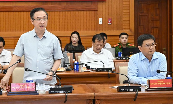  Phó Bí thư Thành ủy TPHCM Đặng Minh Thông phát biểu kết luận buổi làm việc. Ảnh: VIỆT DŨNG 