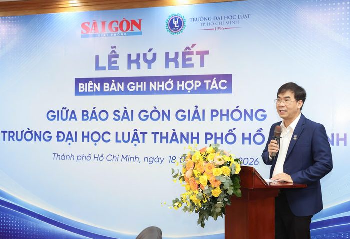  TS Lê Trường Sơn phát biểu tại lễ ký kết Biên bản ghi nhớ hợp tác. Ảnh: HOÀNG TRIỀU 