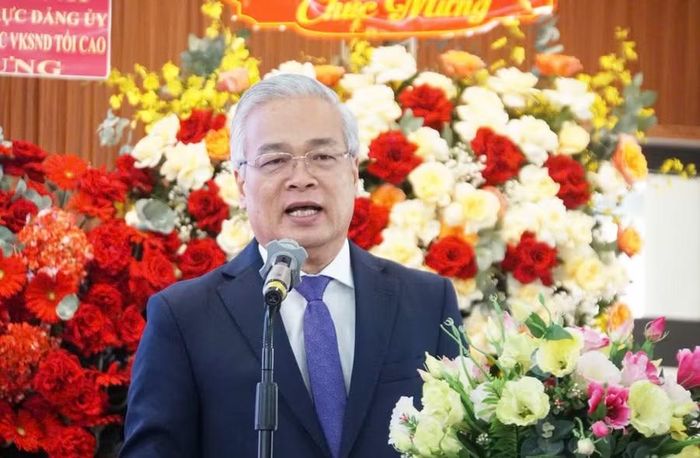 TS Huỳnh Đông Bắc, Phó Hiệu trưởng Trường Đại học Kiểm sát, Giám đốc Phân hiệu tại TPHCM phát biểu tại lễ khai giảng. Ảnh: Mạnh Tùng.