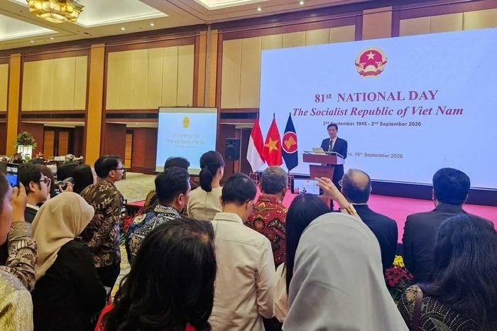 Đại sứ Việt Nam tại Indonesia Tạ Văn Thông phát biểu, ôn lại dấu mốc lịch sử ngày 2/9/1945. (Nguồn: Đại sứ quán Việt Nam tại Indonesia)