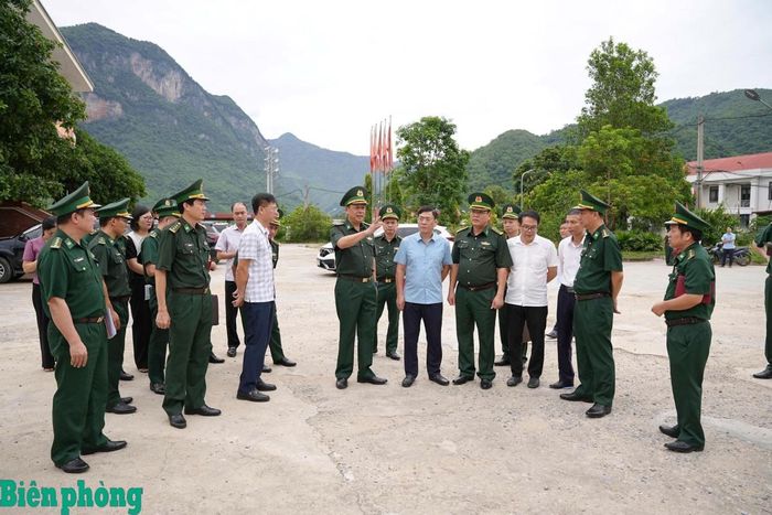 Để chương trình diễn ra theo đúng kế hoạch, kịch bản đề ra, Cục Chính trị Bộ đội Biên phòng đã thành lập và cử các đoàn công tác tiến hành khảo sát, kiểm tra toàn diện công tác chuẩn bị cho chương trình “Biên cương - Đêm hội trăng rằm” năm 2026. Ảnh: Hải Chuyền